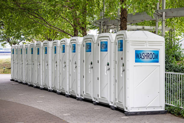 Best Construction site porta potty rental  in Lakemore, OH