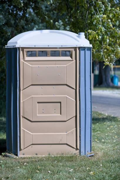 Portable Toilet Options We Offer in Lakemore, OH