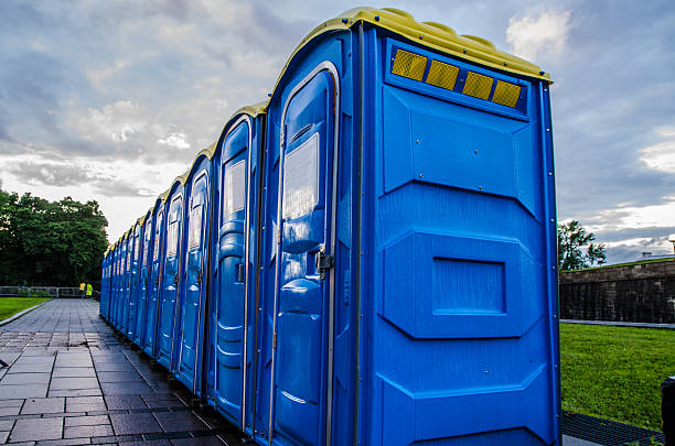 Best Portable toilet rental cost  in Lakemore, OH